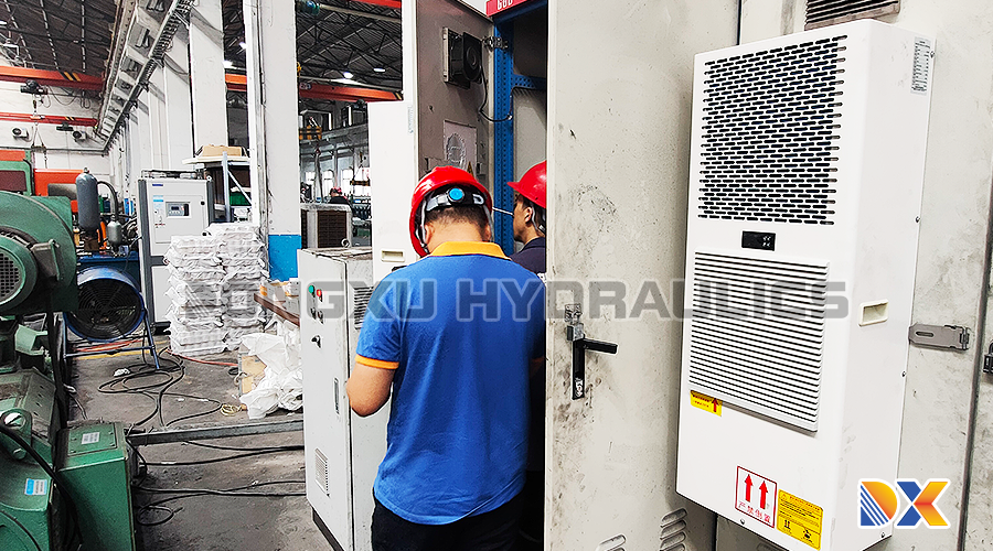 1711413693635030.png 拉拔機(jī).png